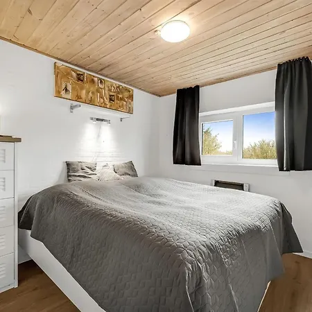 Wenke - 300m To The Fjord By Interhome